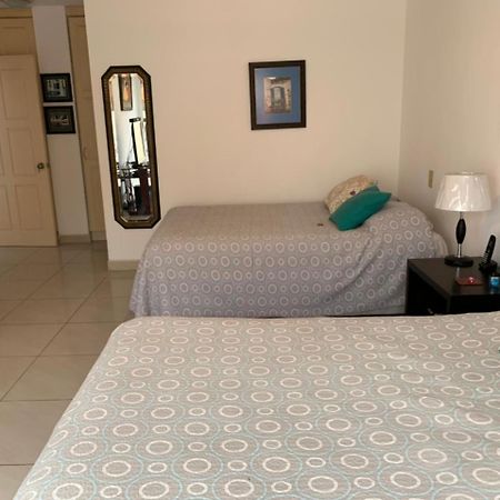 Bed and Breakfast Campus Residencias Quito Exterior foto