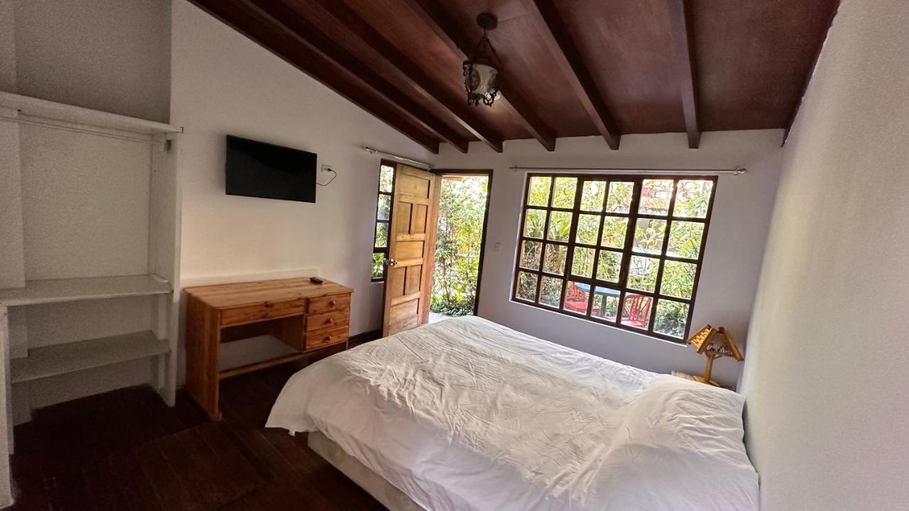 Bed and Breakfast Campus Residencias Quito Exterior foto