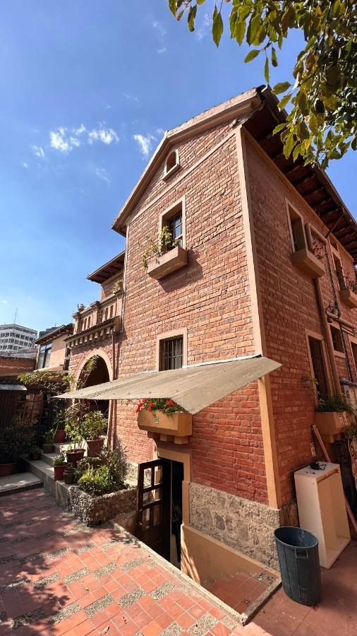 Bed and Breakfast Campus Residencias Quito Exterior foto