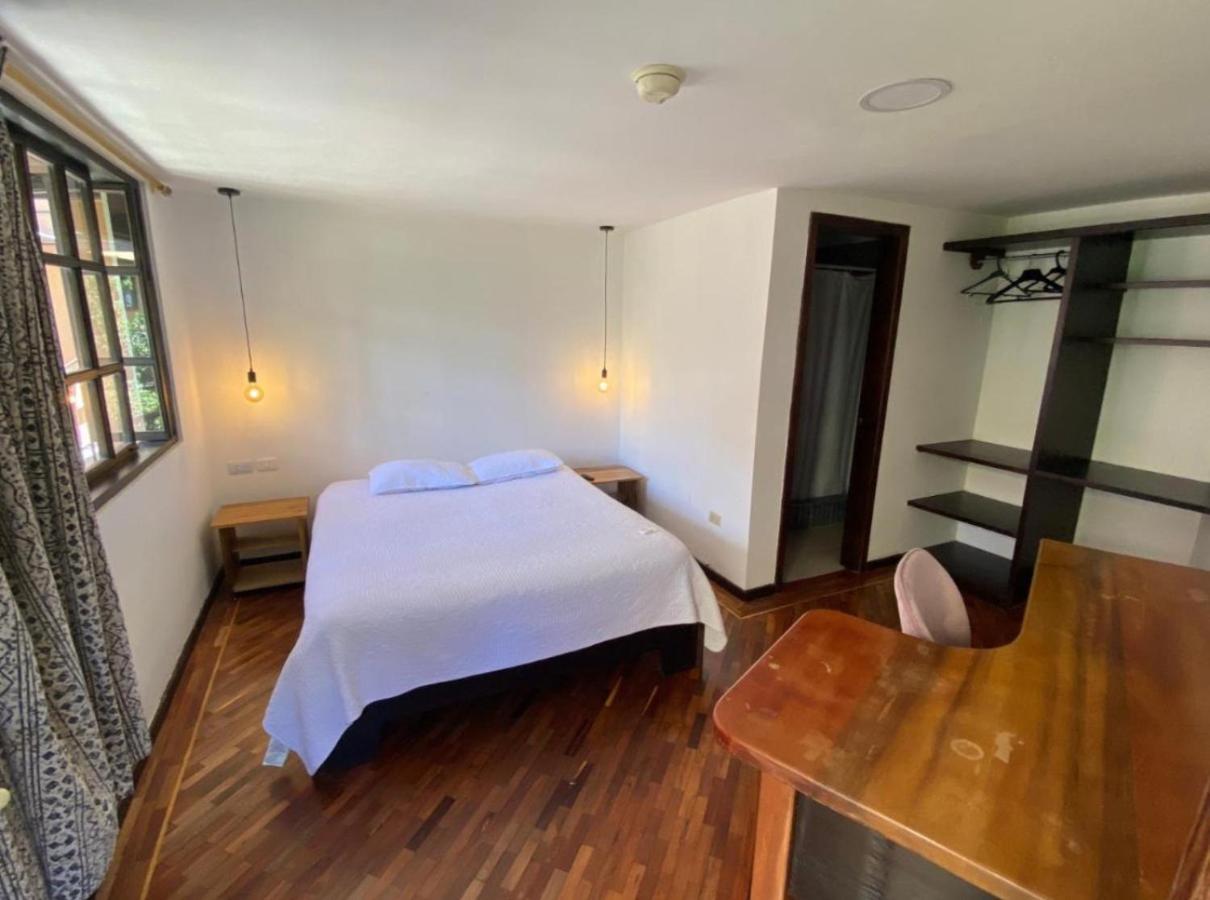 Bed and Breakfast Campus Residencias Quito Exterior foto