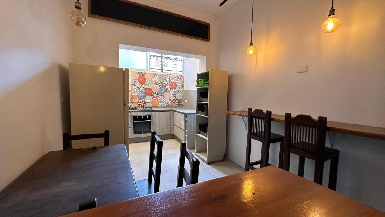 Bed and Breakfast Campus Residencias Quito Exterior foto